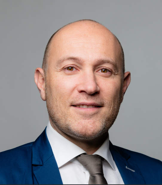 Foto di Andrea Fabbris, consulente finanziario